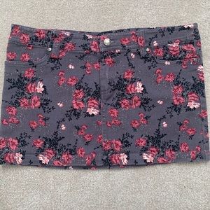 Floral denim mini skirt